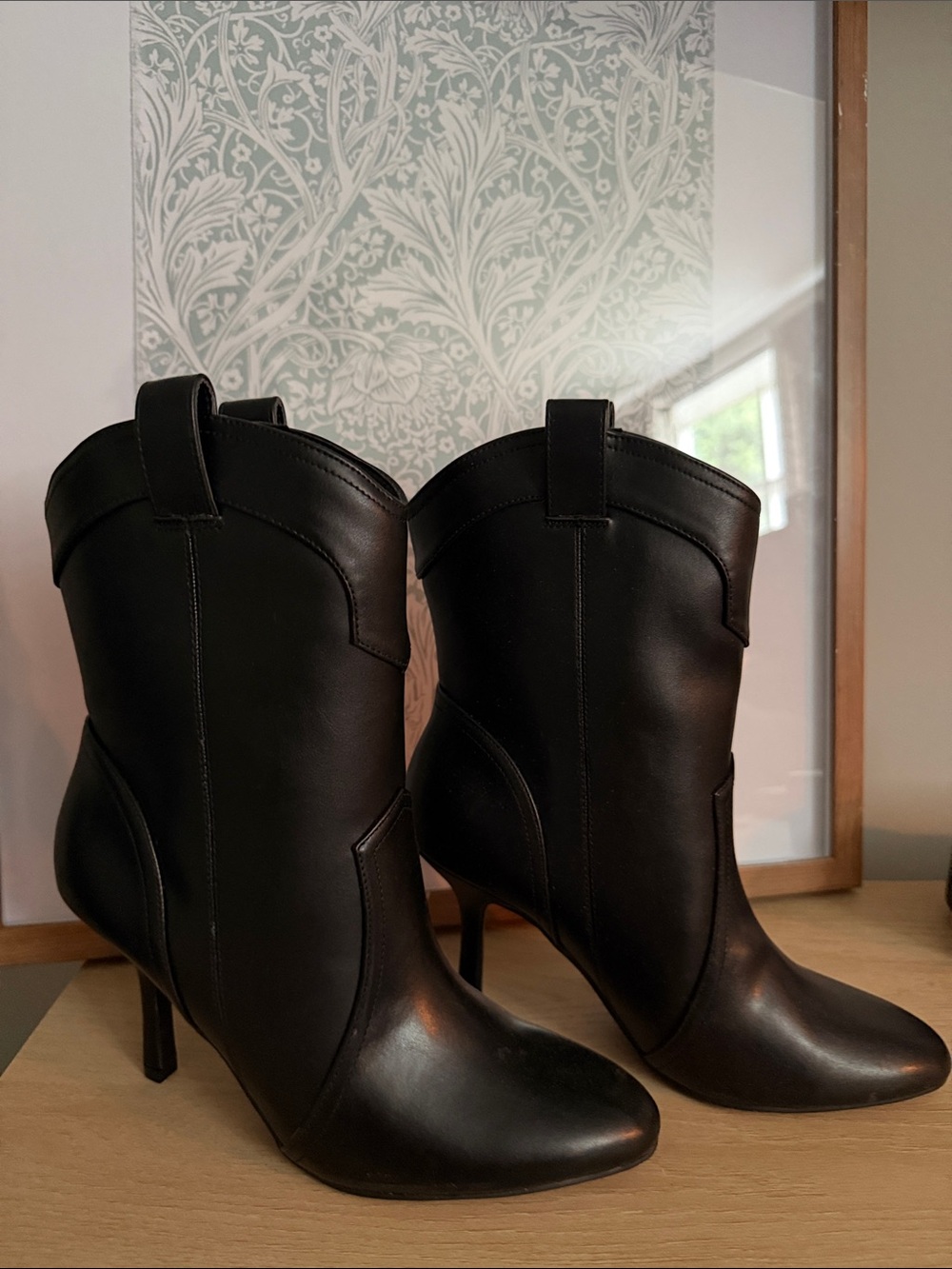 Black Boots